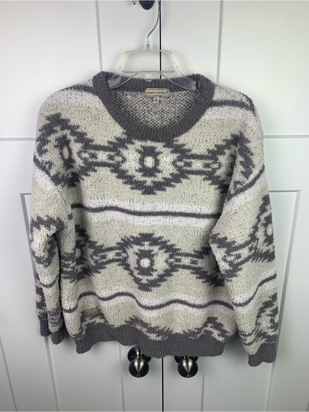 Simply Southern LARGE Knit Pullover Sweater Gray Ivory Geometric plush Aztec